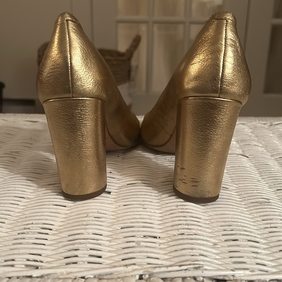 Louise et Cie Metallic Gold Leather Round Toed Heels Size 6.5 - Picture 6 of 16